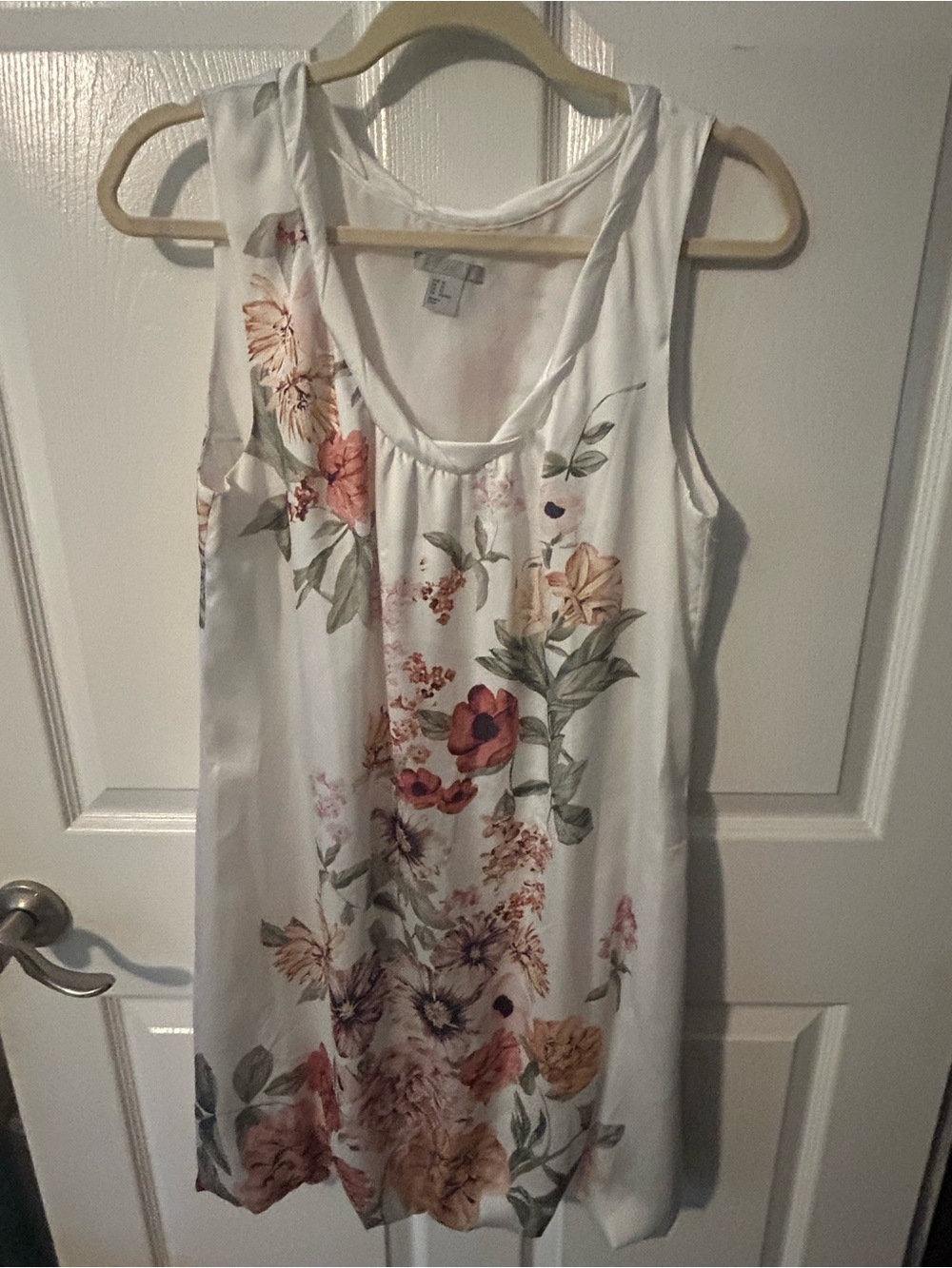 H&M White Floral Sleeveless Tank Top with Pink and Green Accents
